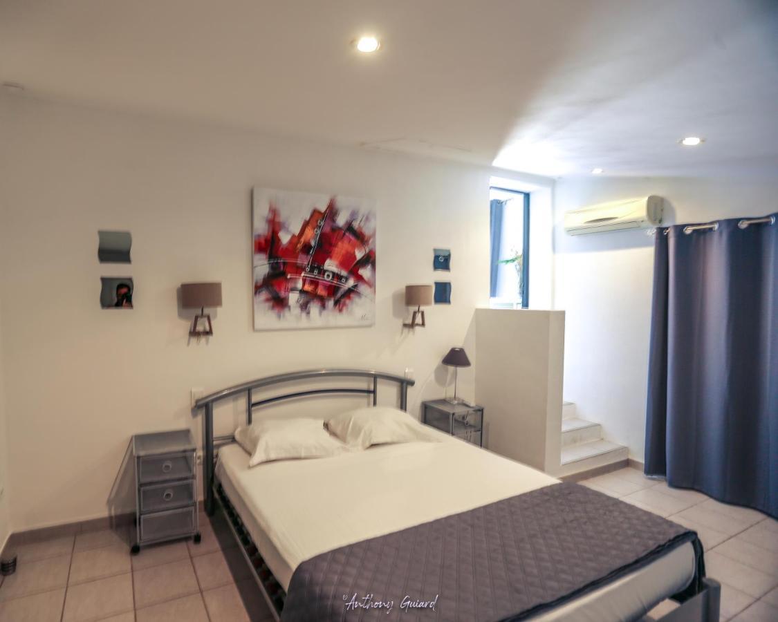 Residence Mari Folelli ภายนอก รูปภาพ