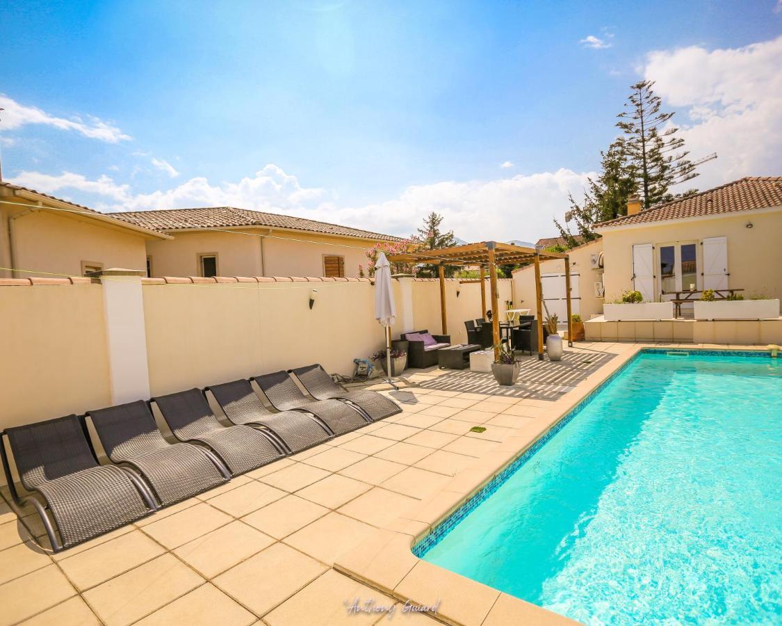 Residence Mari Folelli ภายนอก รูปภาพ