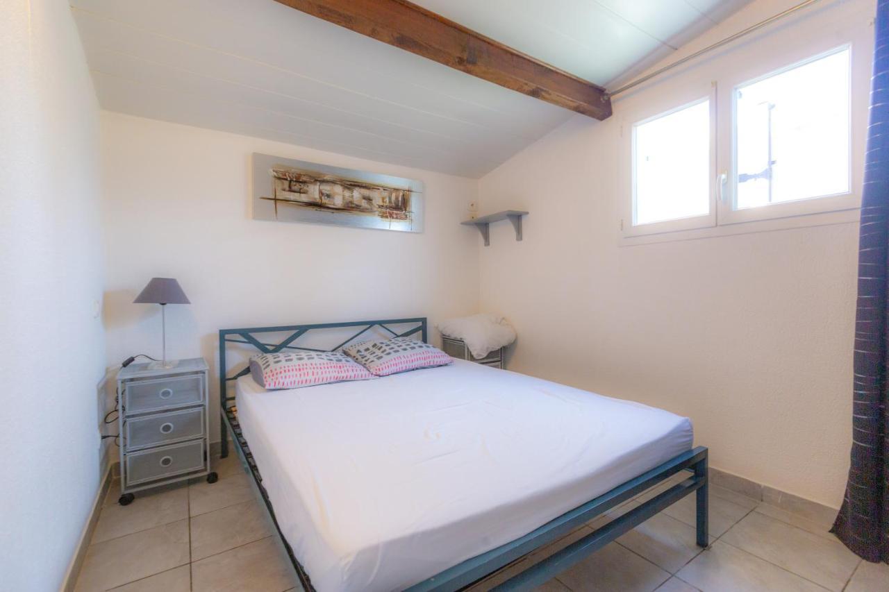 Residence Mari Folelli ภายนอก รูปภาพ