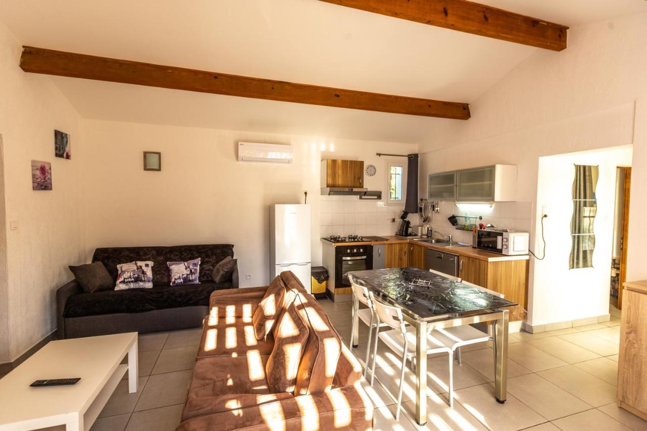 Residence Mari Folelli ภายนอก รูปภาพ
